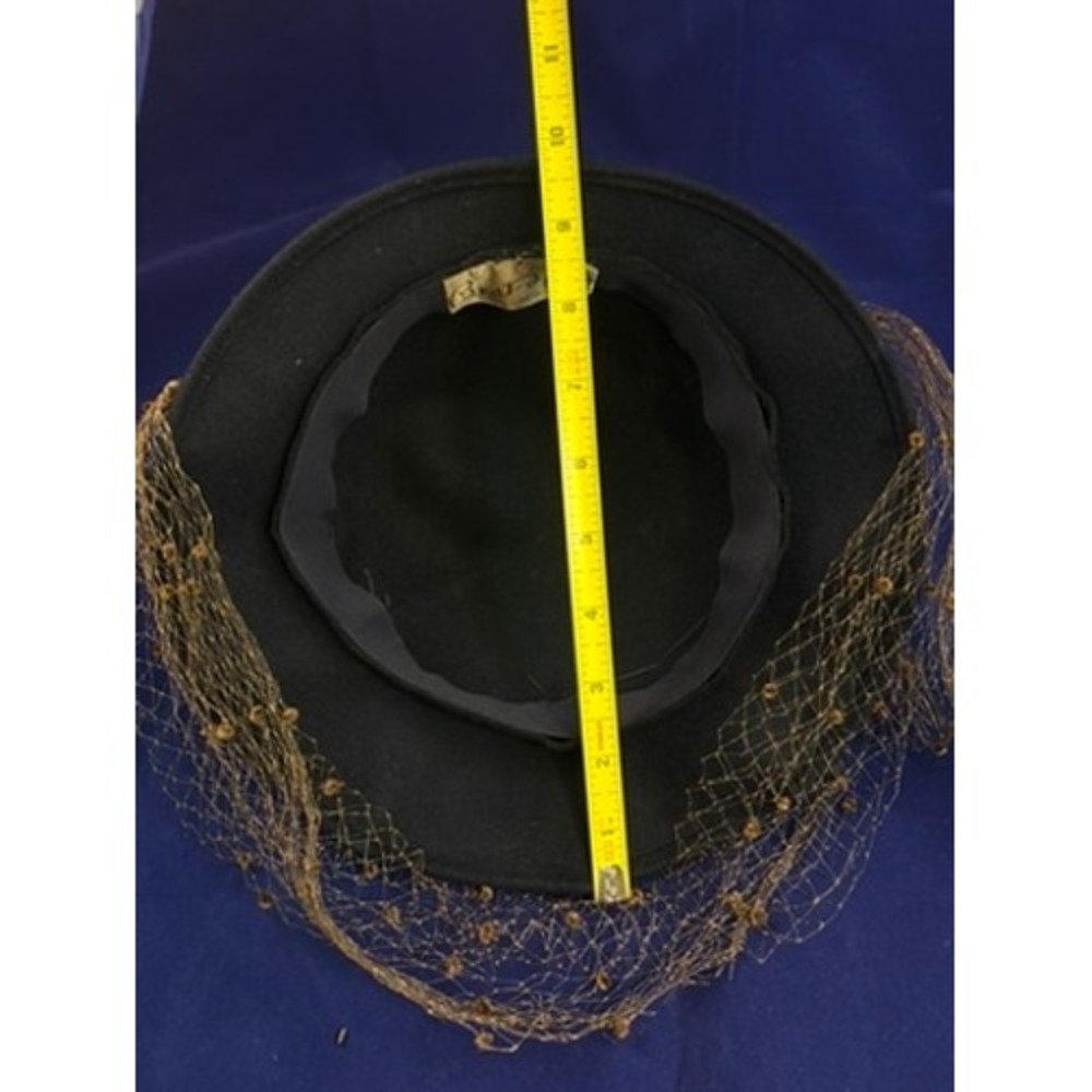 Vintage 40s 50s Best & Co NY Black Felt Hat Veil Feather Cocktail Hat - Picture 8 of 10